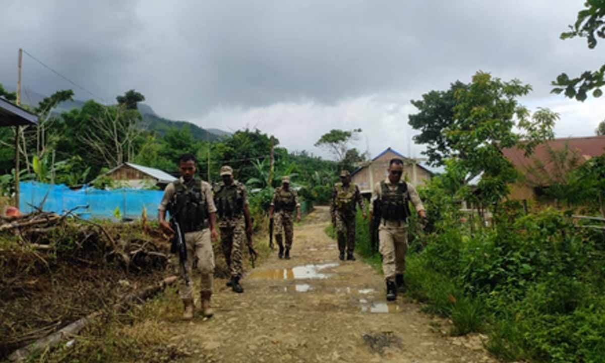 Manipur Police urge Naga body to lift shutdown, allow passage to Kuki-Zo