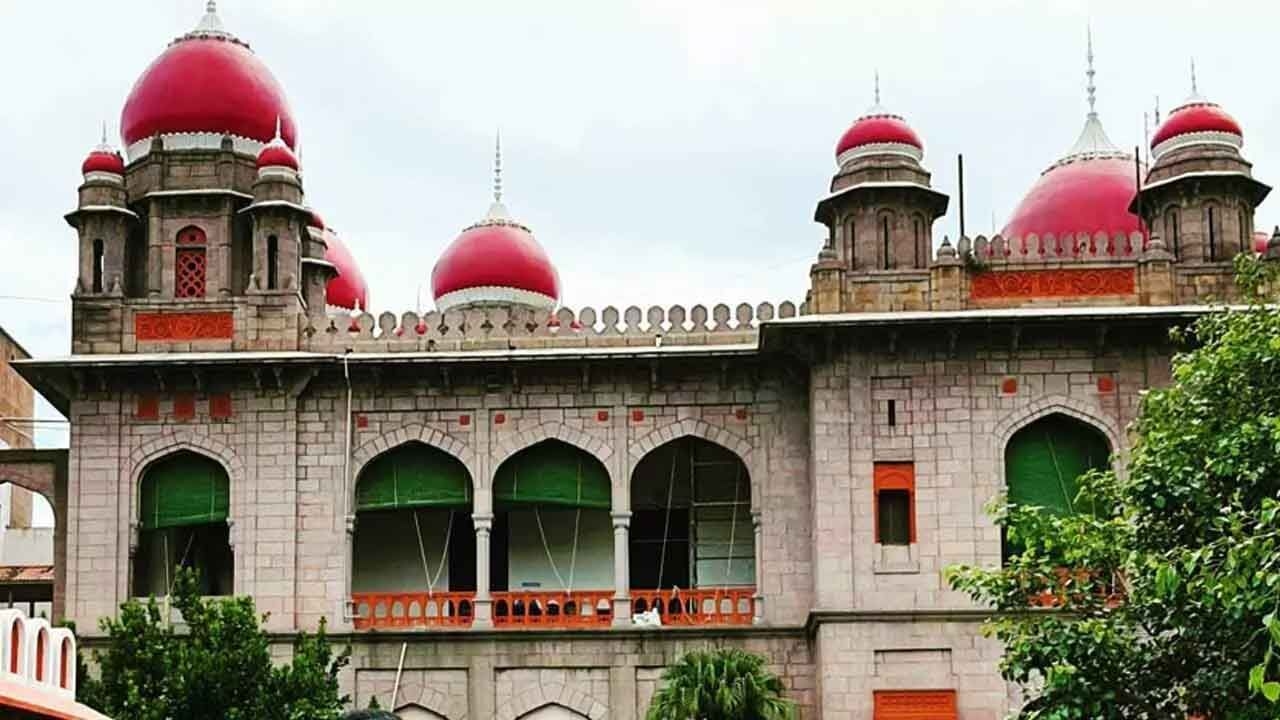 Notice issued to govt on petition filed by Uttam seeking quash of 2 criminal cases