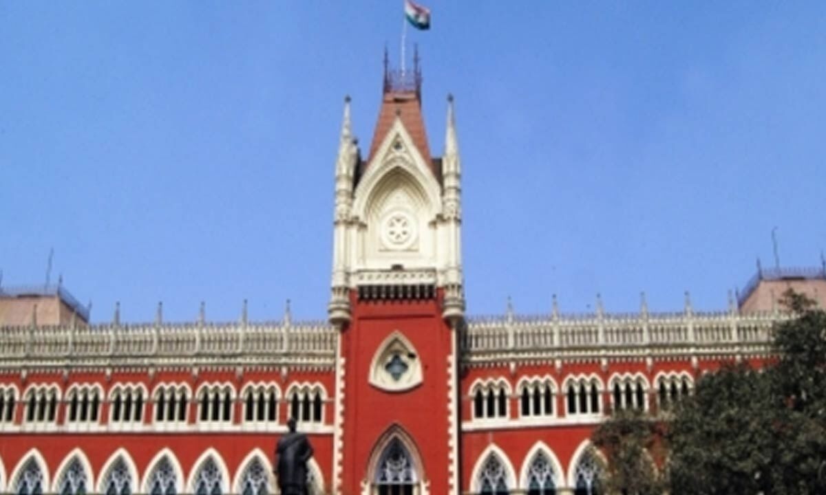 Calcutta HC directs police to file case against civic body in Bengal on corruption charges