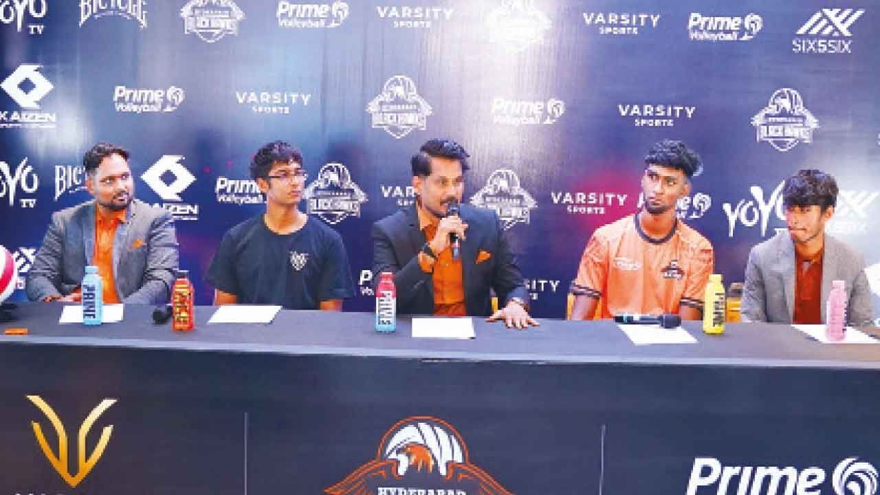 Hyderabad Black Hawks to launch School Volleyball League with Varsity Sports