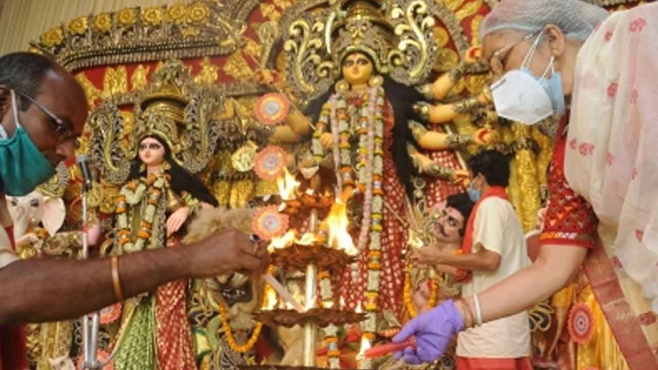 Confusion over actual financial burden on Bengal exchequer for Durga Puja grants