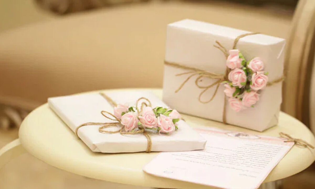 Oops, You Forgot? Here Are 5 Last-Minute Friendship Day Gifts That Still Slap