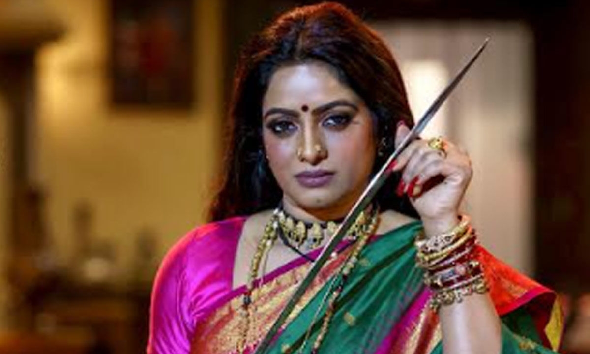 ‘Tribanadhari Barbarik' ramps up hype with massy dance number ‘Iskithadi Uskithadi'