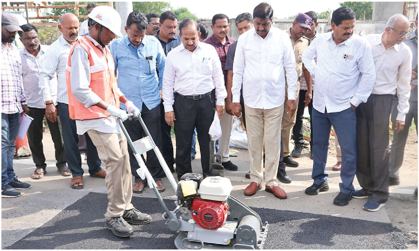 Minister launches steel slag road repair pilot project