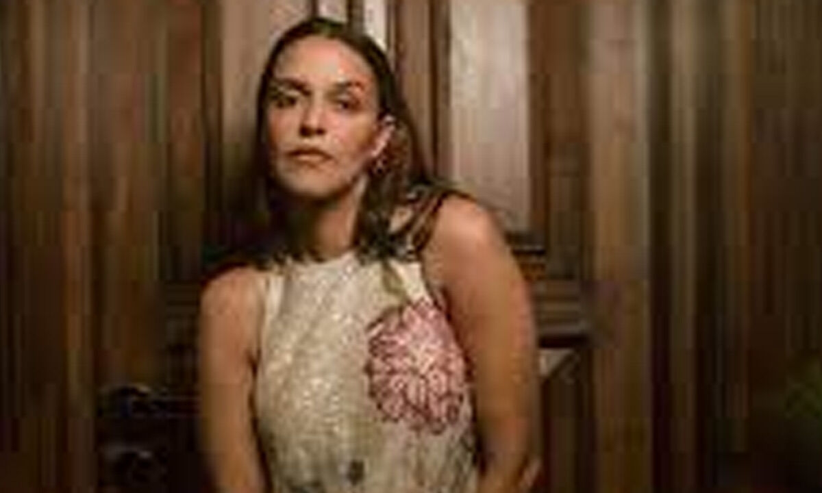 Neha Dhupia: No woman should be made to feel ashamed for simply feeding her child