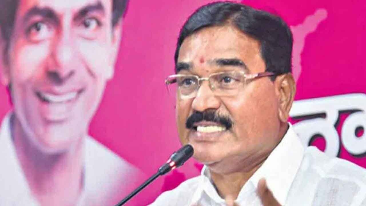 Kaleshwaram report trimmed down to sully KCR's image, says Niranjan