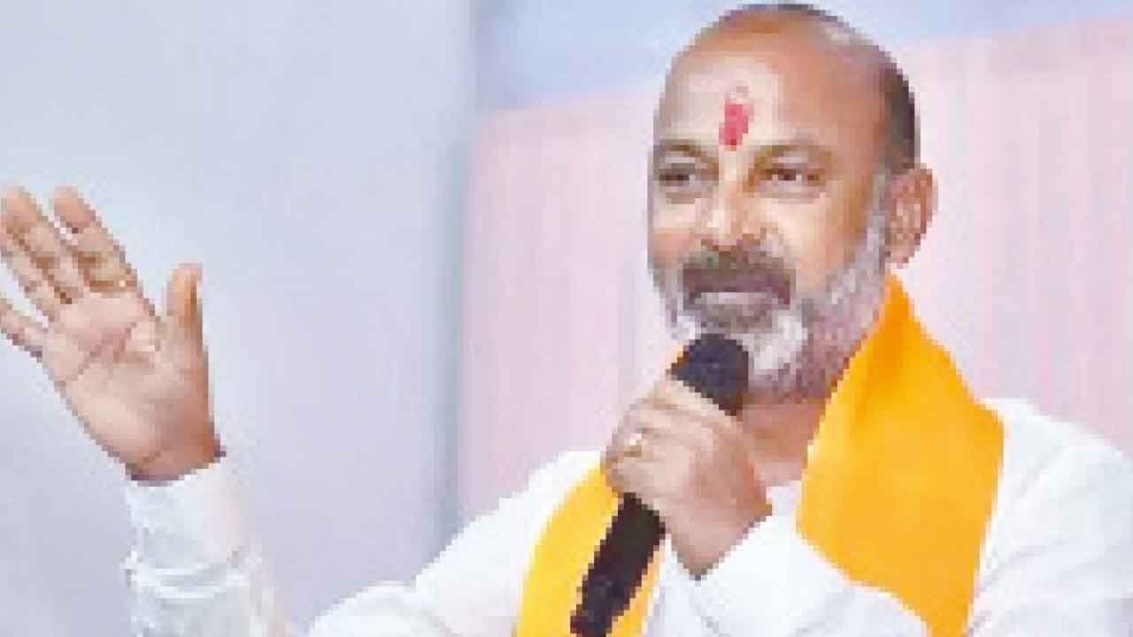 Bandi Sanjay accuses Congress of betraying BCs with ‘Muslim Declaration' agenda