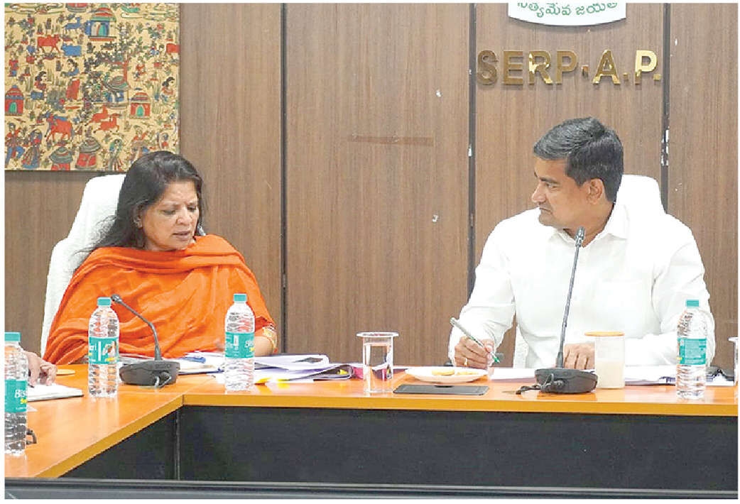 Minister directs speedy disbursal of micro-loans for SHGs