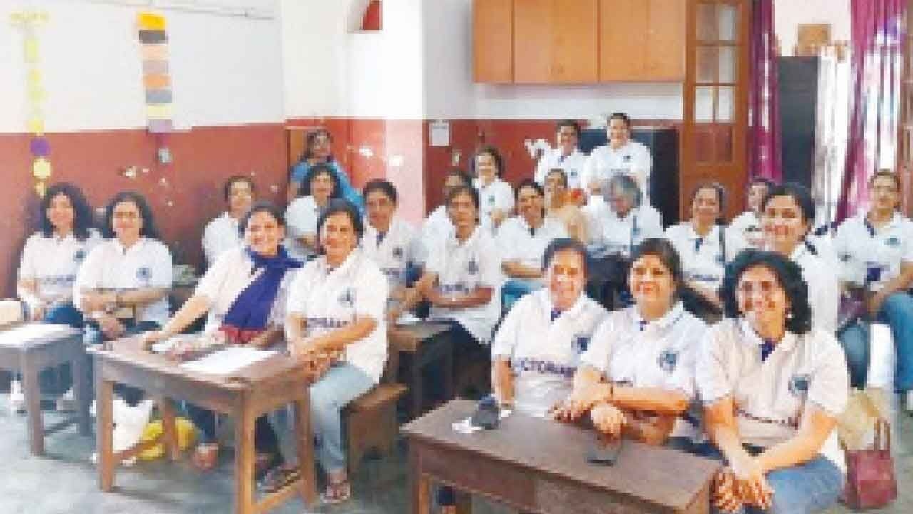 40 years on, school friends rekindle bonds and donate to alma mater