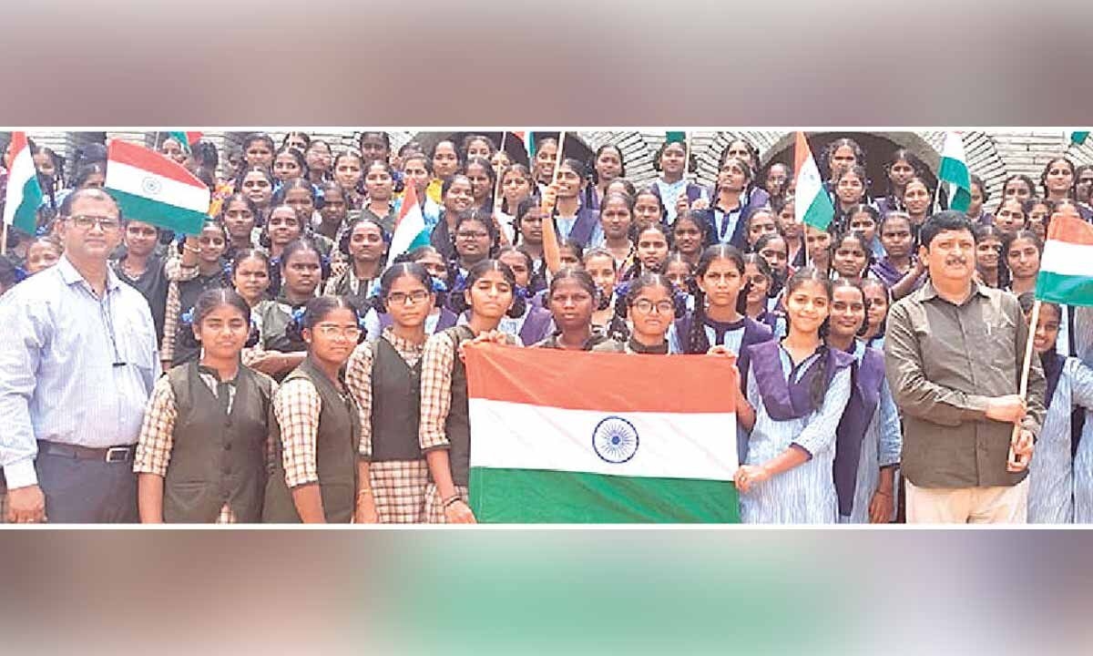 Youth urged to follow in great leaders' footsteps