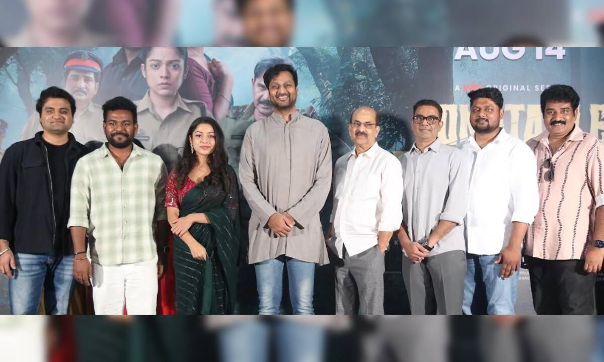 Chiranjeevi unveils trailer of Varsha Bollamma's ‘Constable Kanakam'
