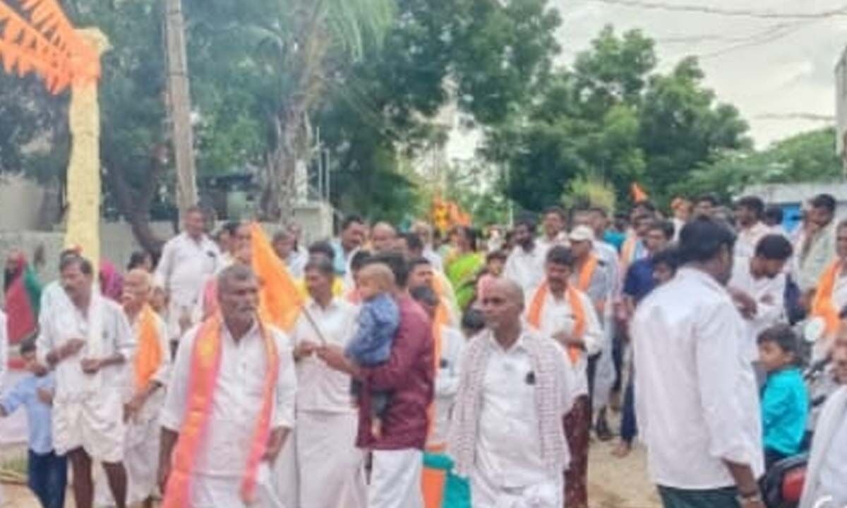 Sankapuram Villagers Celebrate Vijayaraya with Devotion and Festive Procession on Sravana Pournami