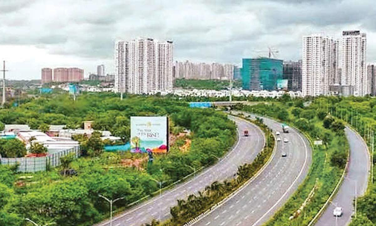 CM Revanth envisions 'Gateway of Hyderabad'