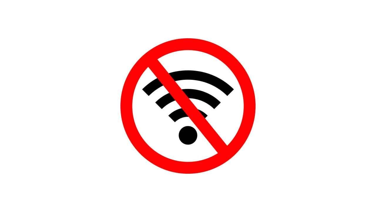 Education, online business, media reporting in Balochistan face disruption due to internet suspension
