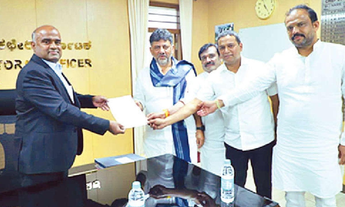 Cong delegation submits complaint on ‘election fraud'