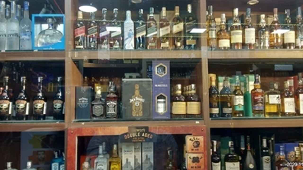 Kerala beverages corporation pushes for online liquor sale in state despite government opposition