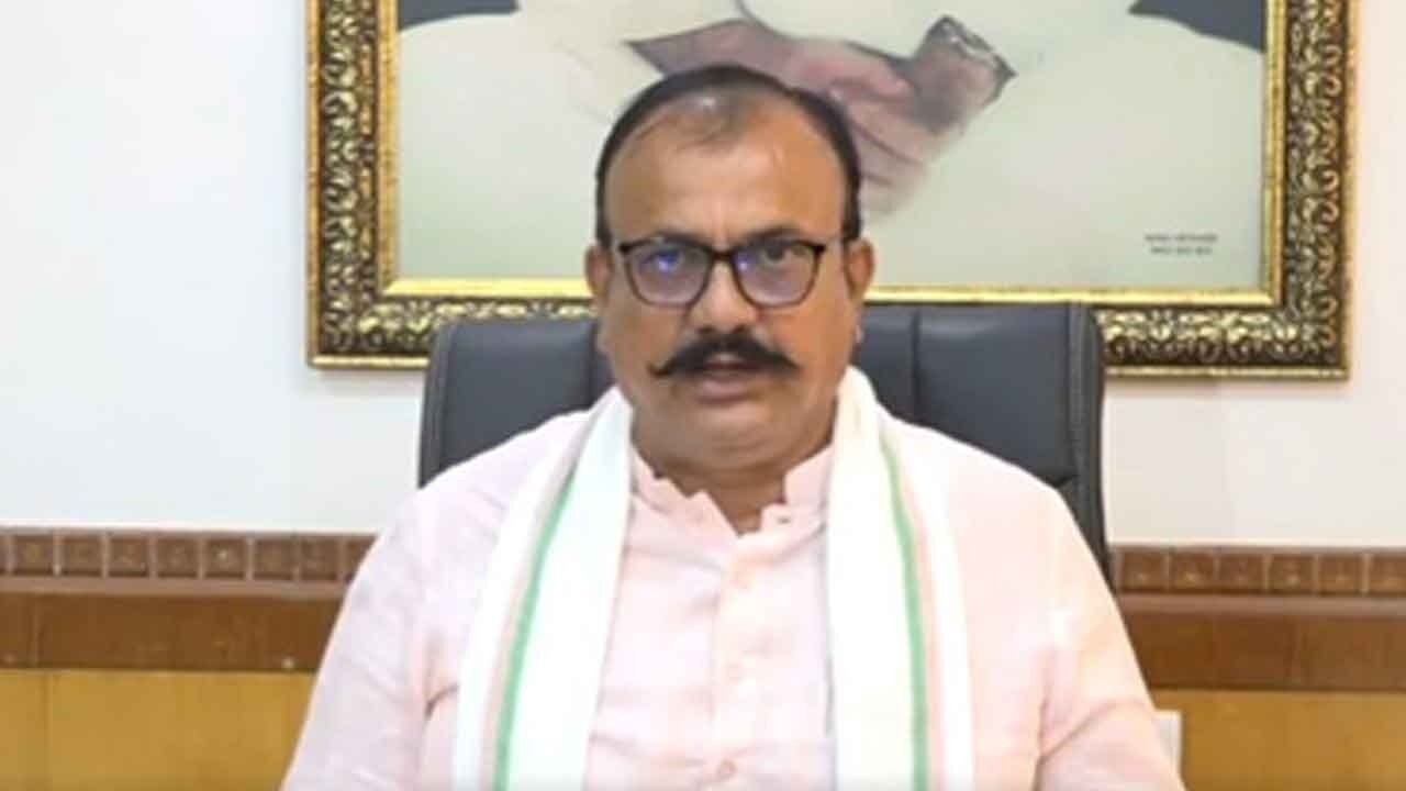 Maha Cong chief Sapkal slams BJP over its 'obsession with Congress-free India'