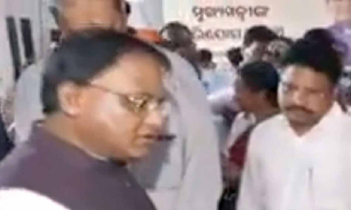 Don't talk of suicide, CM tells elderly