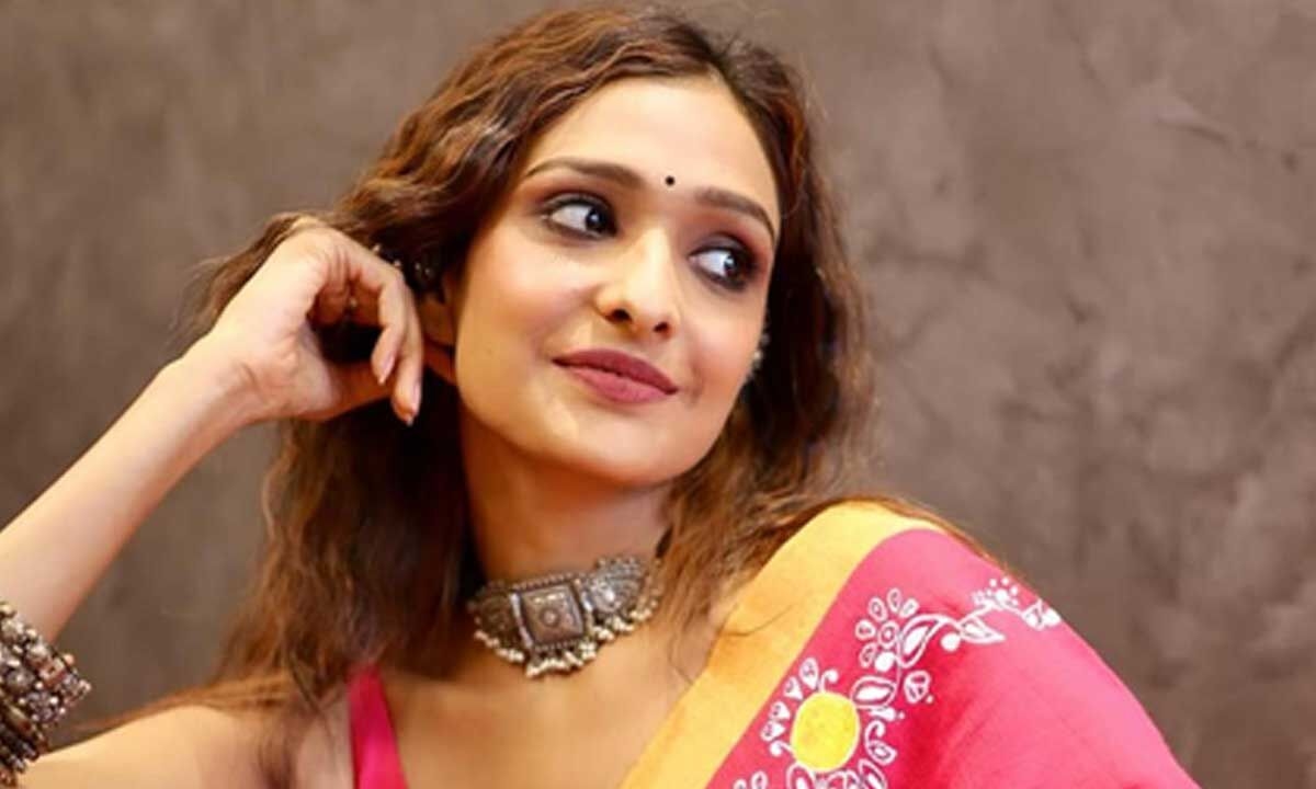 Aishwarya Khare says 'This place tests you in every way' after nomination in Chhoriyan Chali Gaon
