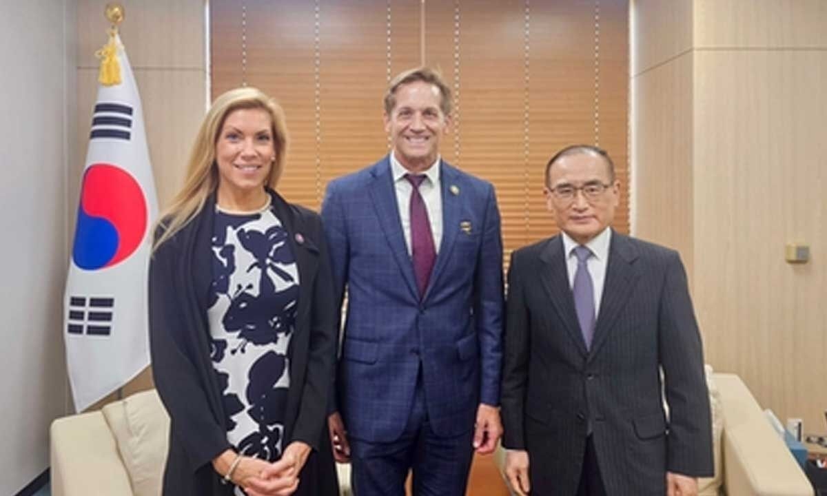 South Korea's National Security Advisor meets visiting US representatives ahead of Lee-Trump summit
