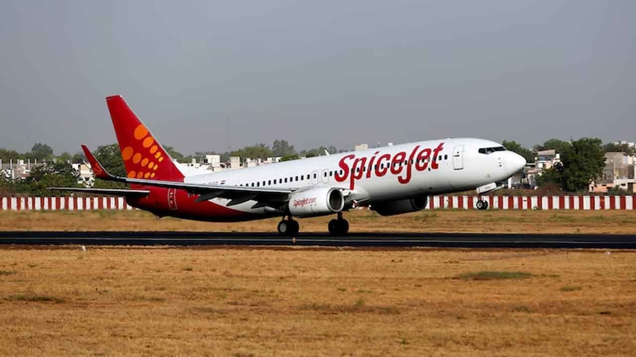 SpiceJet to Induct Five More Boeing 737s Ahead of Winter 2025, Taking Total New Additions to 10 Aircraft