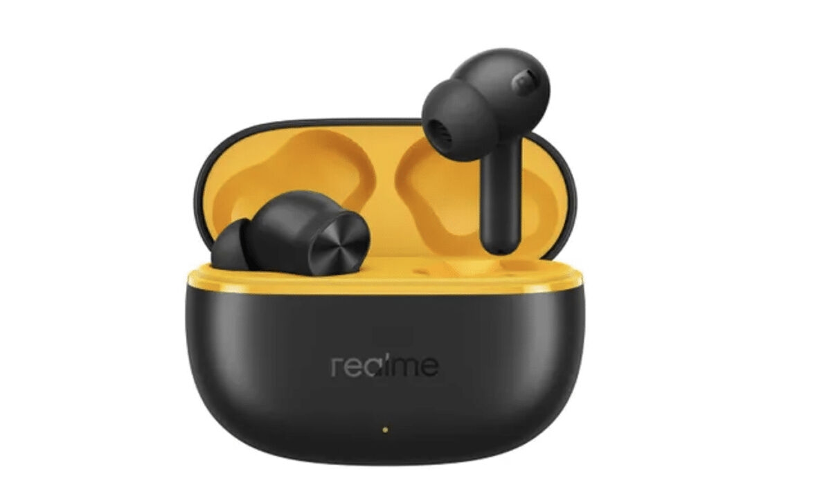 realme, Optiemus Electronics begin local production of T200 Lite, hybrid ANC earbuds set to follow