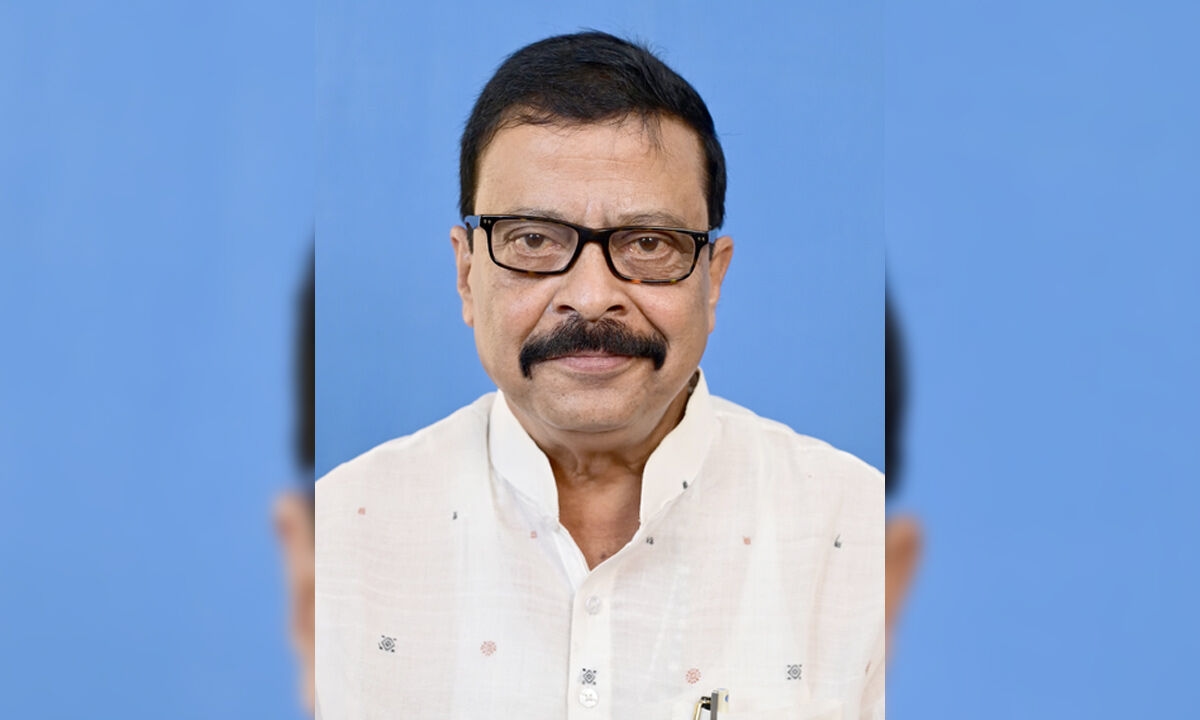 Odisha Minister urges striking District Revenue employees to return to work