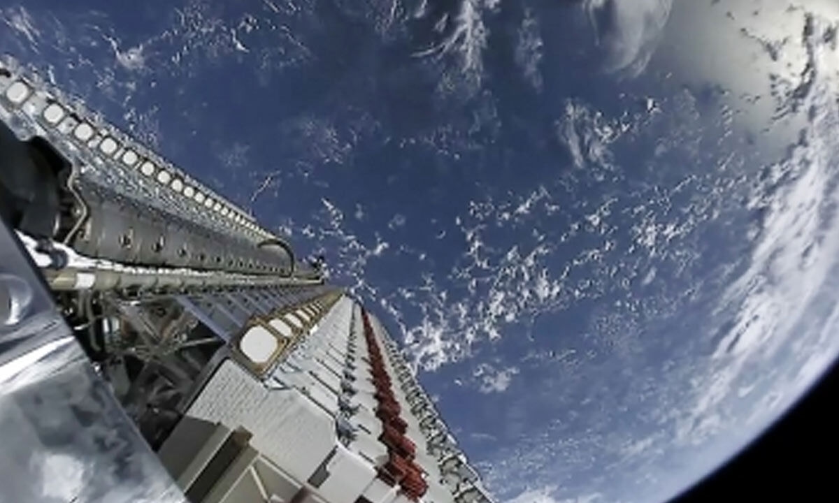 Intelsat, Inmarsat vying for a share in India's $2.3 billion market boom