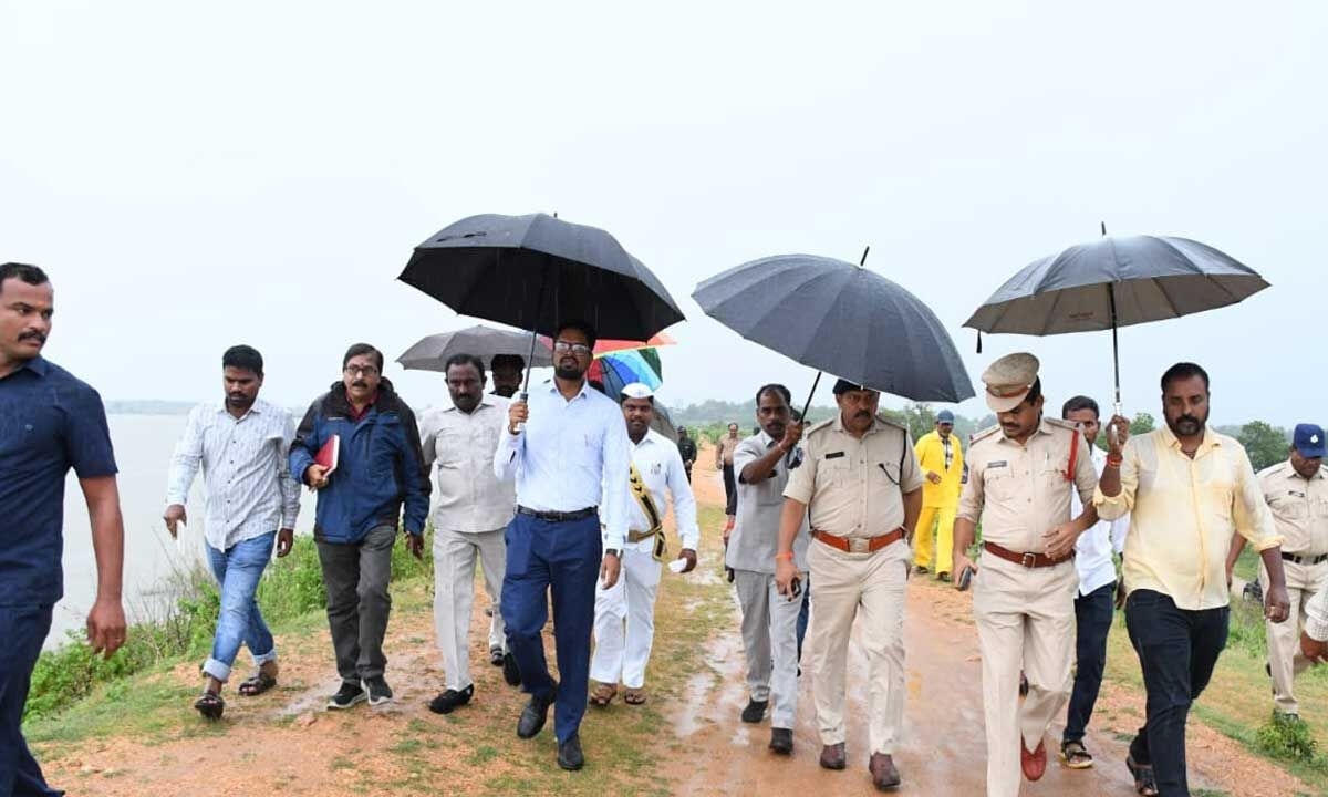 People should be alert in the wake of heavy rains in the district