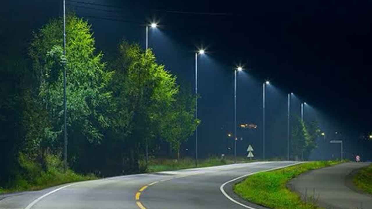 Coimbatore Corporation's motion sensor streetlight pilot project to save energy