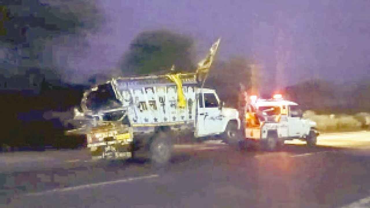 11 from UP killed as pickup van rams into truck in Dausa