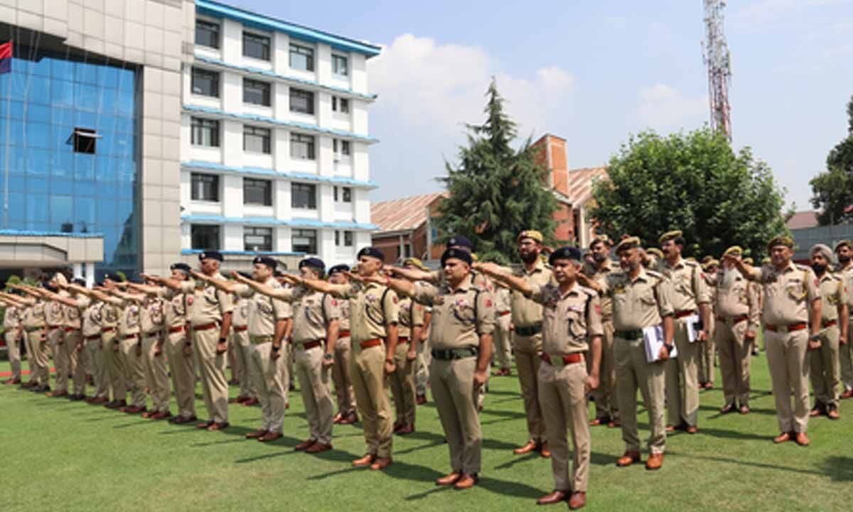 J&K Police top national gallantry award list with 127 medals