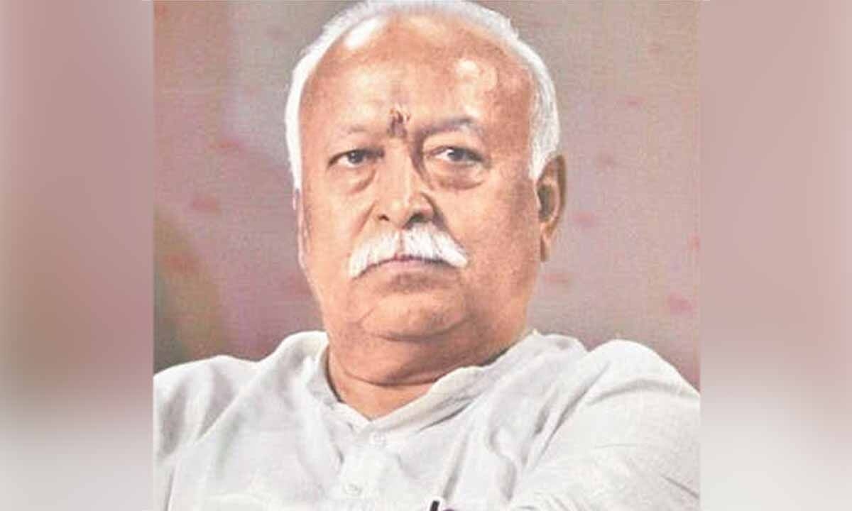 Stray dog menace can be solved by curbing population: Bhagwat