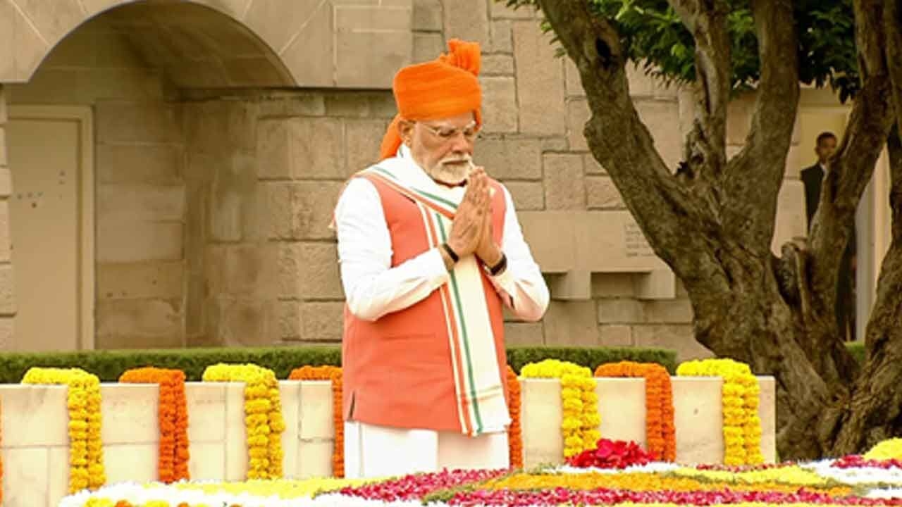 PM Modi, Amit Shah, Rajnath Singh extend greetings to countrymen on 79th Independence Day