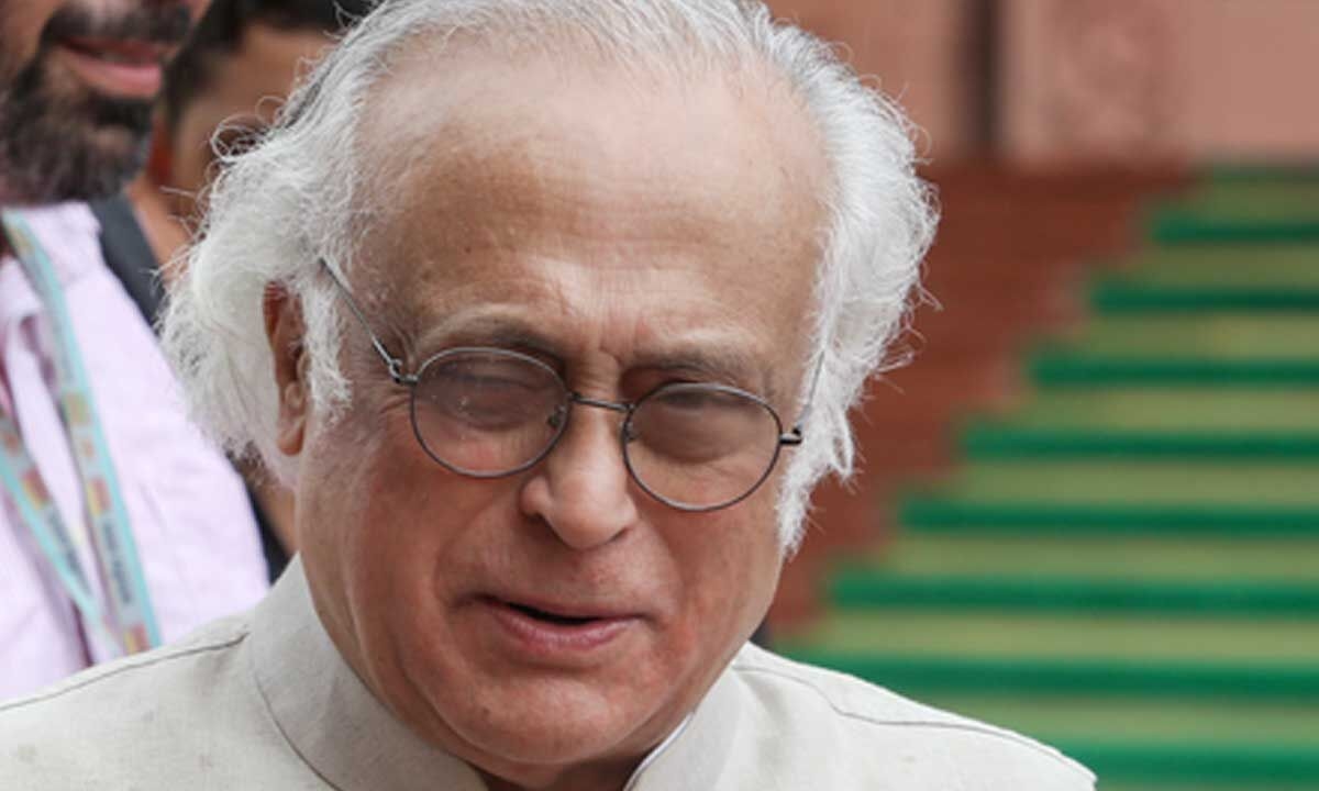 Congress criticises PM Modi's RSS praise in I-Day speech, says violation of secular republic