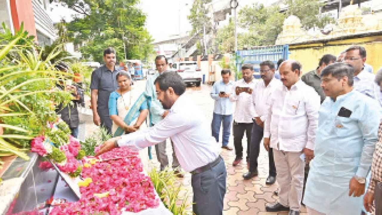 Grandeur marks HMWSSB's I-Day celebrations