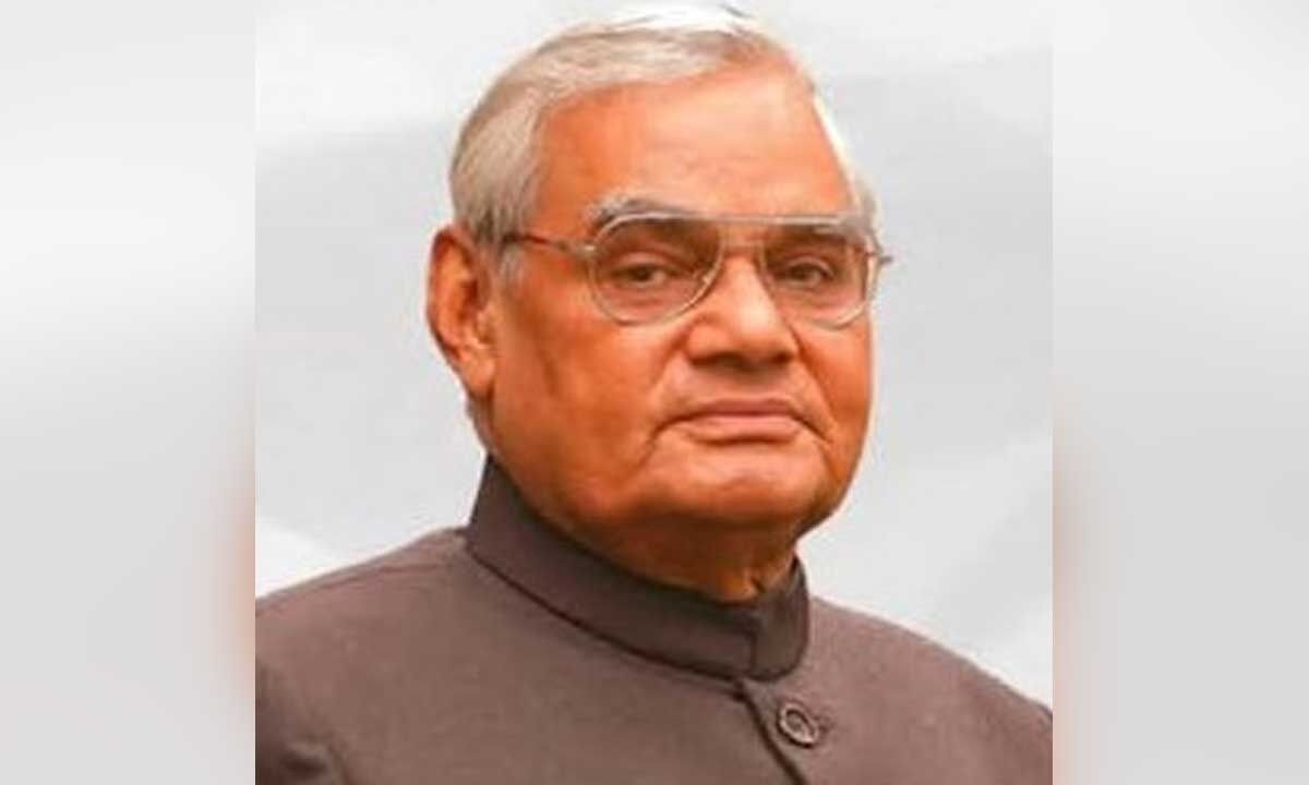 Laid strong foundation for India's development, good governance: Leaders pay tributes to Atal Bihari Vajpayee