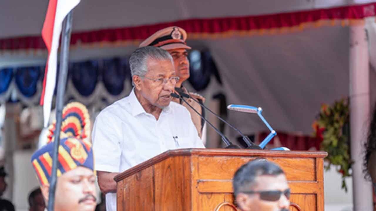 Kerala CM Vijayan criticises PM Modi for 'glorifying RSS' in I-Day speech