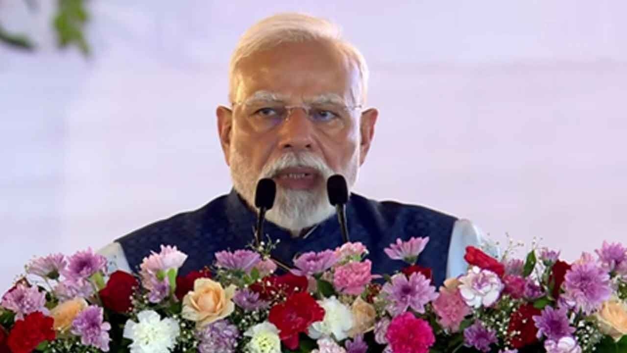 New connectivity of UER-II and Dwarka Expressway will ease lives of NCR people, says PM Modi