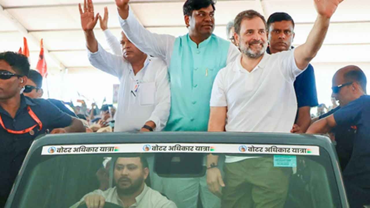 Rahul, Tejashwi launch ‘Voter Adhikar Yatra' from Sasaram, accuse BJP of ‘robbing' elections