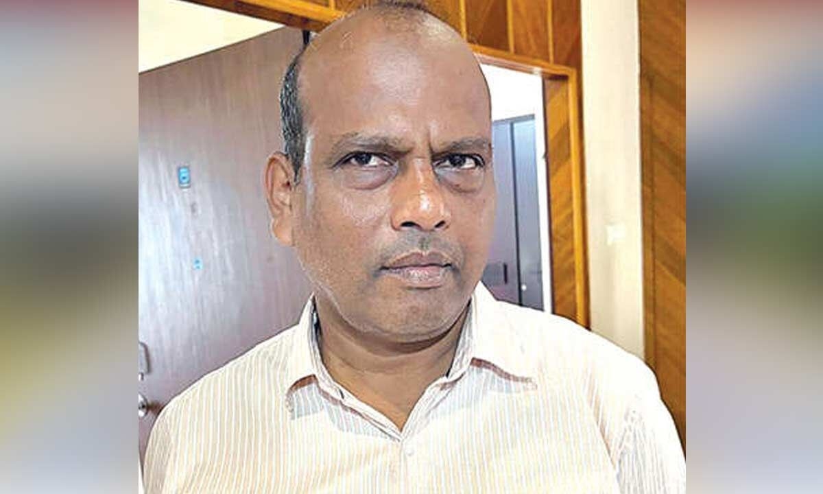 ‘Crorepati' engineer in Vigilance net