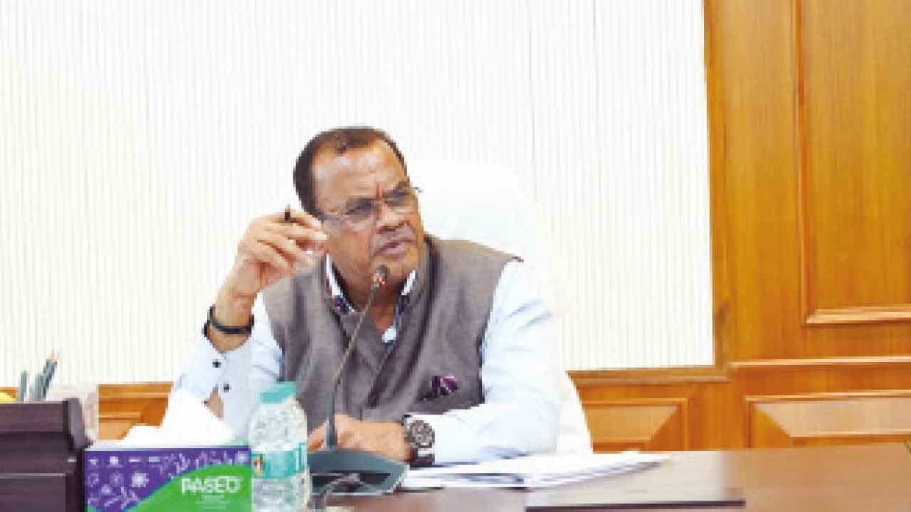 Better road connectivity will bring more jobs to rural TG: Komatireddy