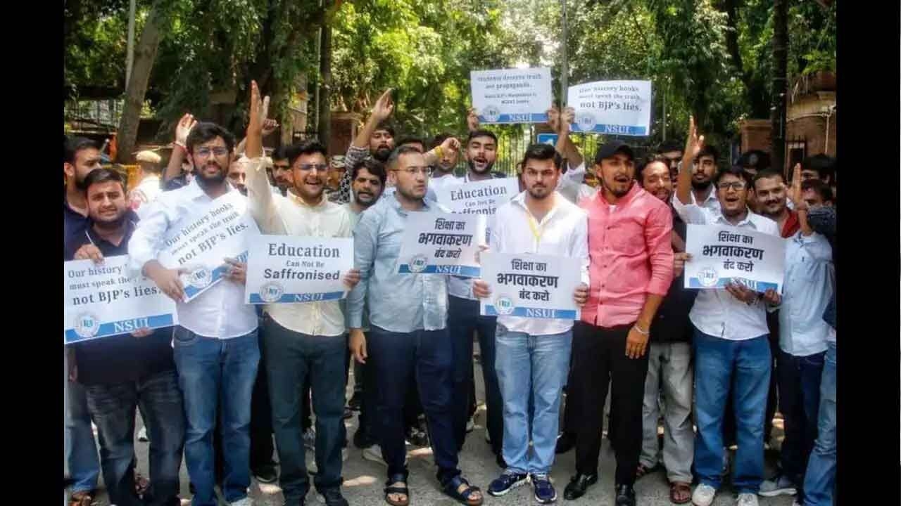 NSUI protests against NCERT's special module on partition