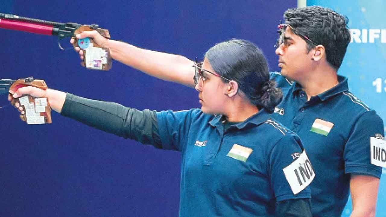 Saurabh-Suruchi duo wins 10m air pistol mixed team bronze