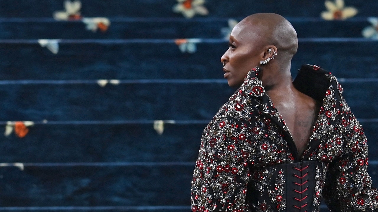 Architectural Necklines Made a Statement at the 2025 Met Gala