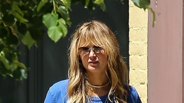Strike! Jennifer Lawrence Makes the Case for the Bowling Bag