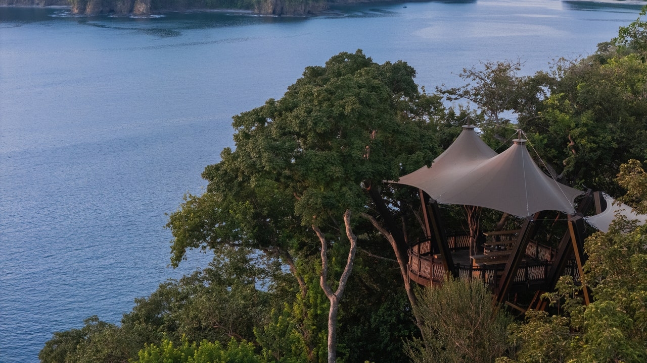 This Buzzy New Resort on Costa Rica's Penisula Papagayo Is Both Intimate and Epic