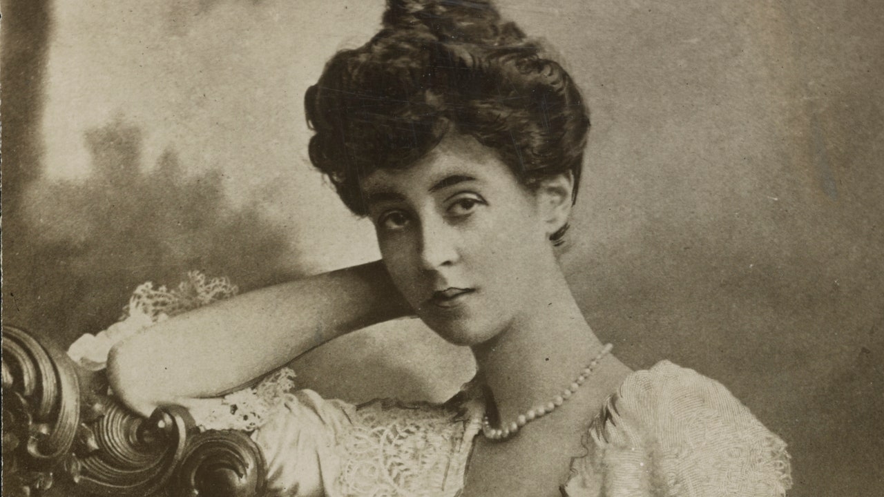The Real-Life Miserable Marriage of Consuelo Vanderbilt That Inspired The Gilded Age