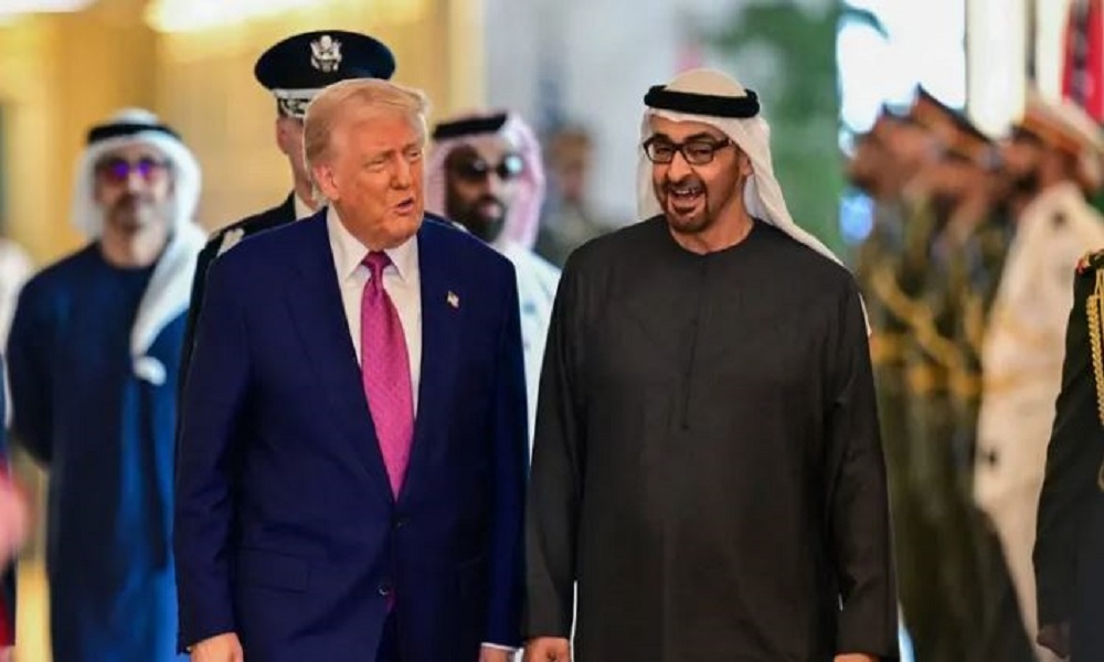 ترامب يغادر الإمارات مختتماً جولته الخليجية بصفقات قياسية