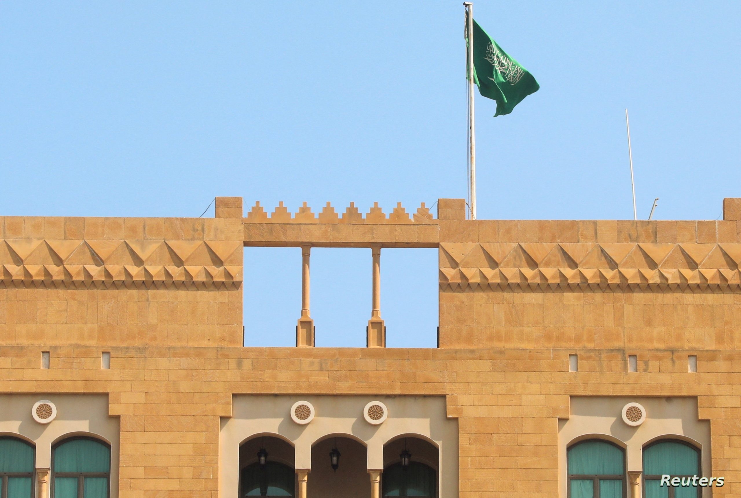 هكذا علقت السفارة السعودية بعد مقتل طالب في بريطانيا